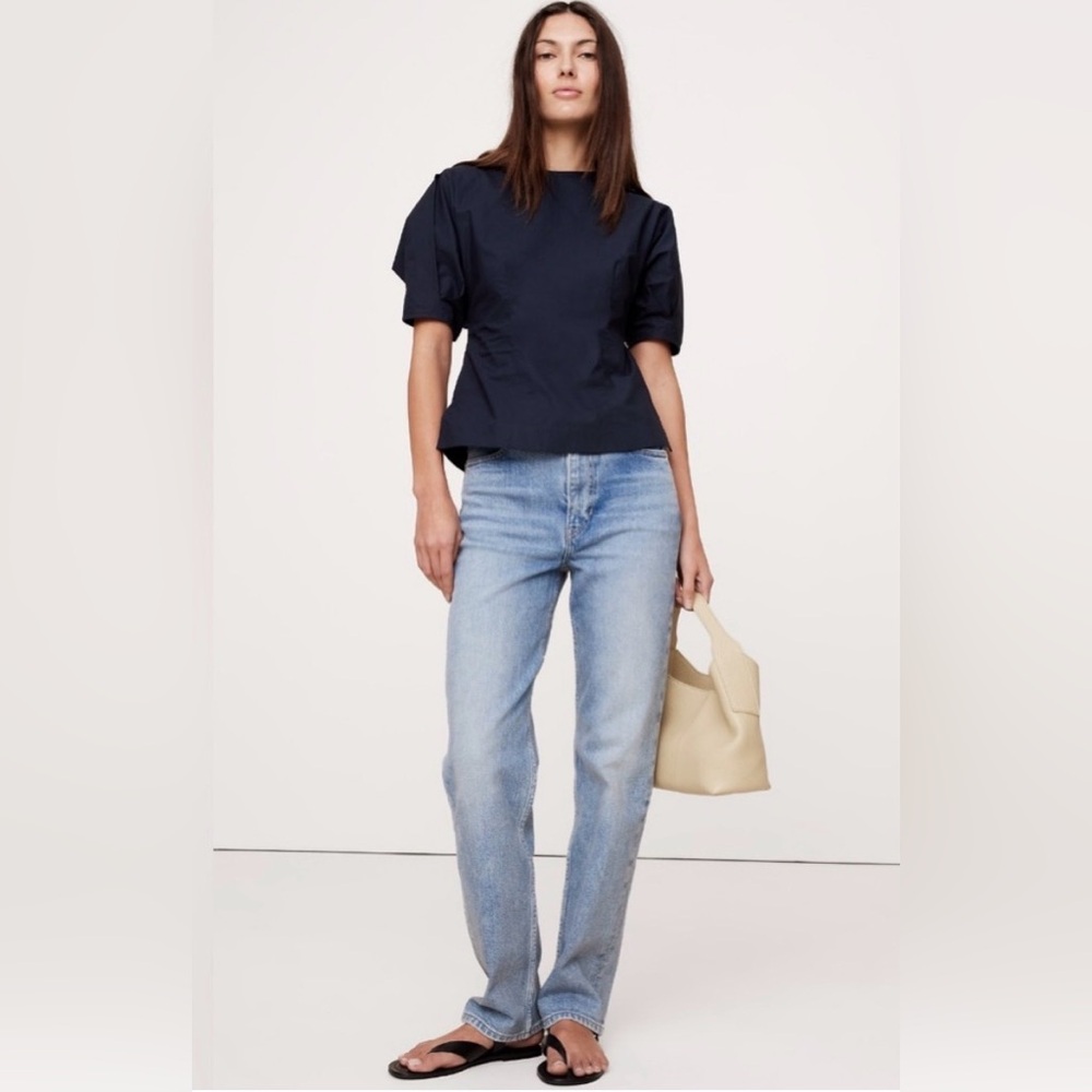 Banana Republic poplin puff sleeve top , navy, size 6